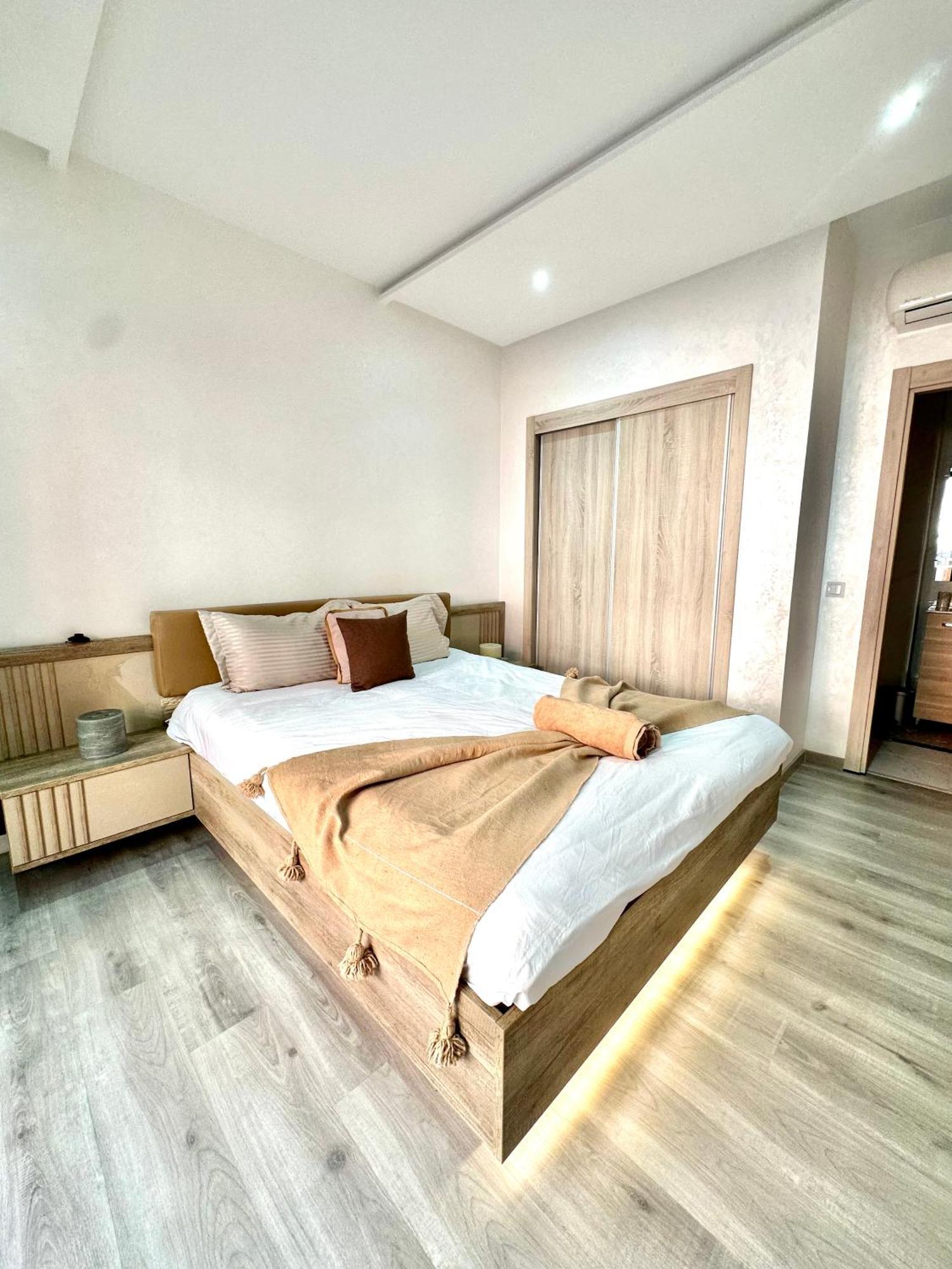 Condo In Marrakech With Pool Marrakesh Bagian luar foto